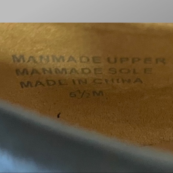 Ann Taylor Factory patent flats - Picture 11 of 11